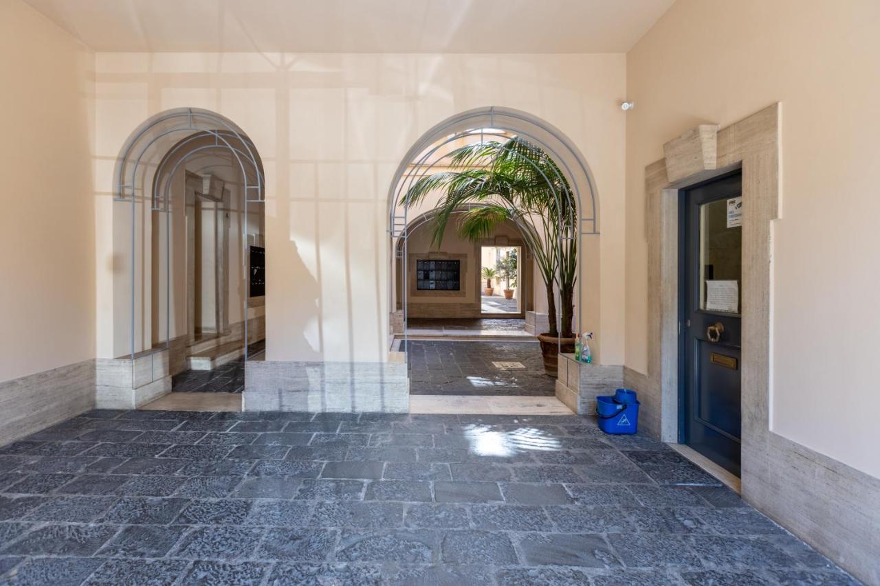 Vg Fori Imperiali 5 Stelle Appartamento Elegante روما المظهر الخارجي الصورة